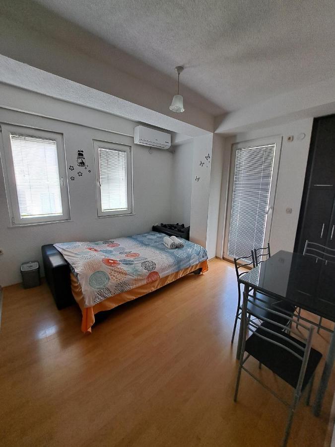 Tatjana'S Apartments Ohrid Bagian luar foto