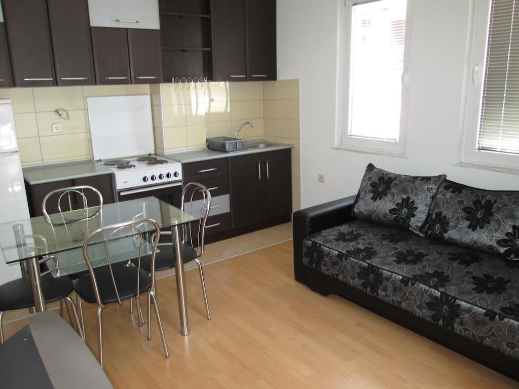 Tatjana'S Apartments Ohrid Ruang foto